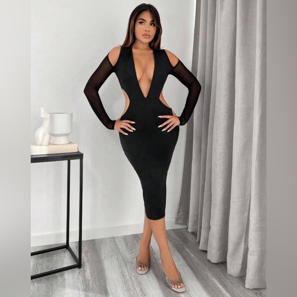 SHEIN Plunging Neck Bodycon Dress
